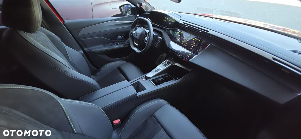 Peugeot 308 1.2 mHEV GT S&S e-DCS6 - 27