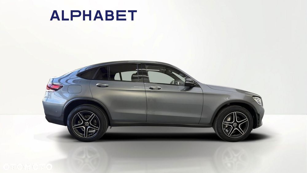 Mercedes-Benz GLC 300 e 4-Matic - 3