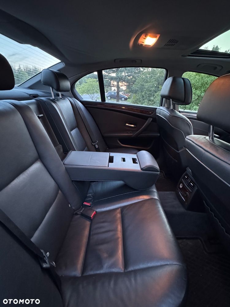 BMW Seria 5 535i Modern Line - 17