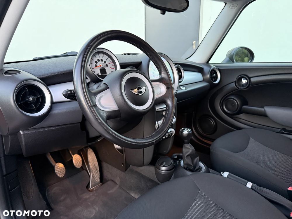 MINI Cooper - 23