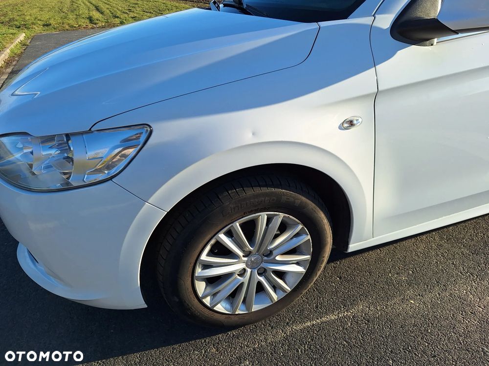 Peugeot 301 1.6 VTi Allure EU6 - 20