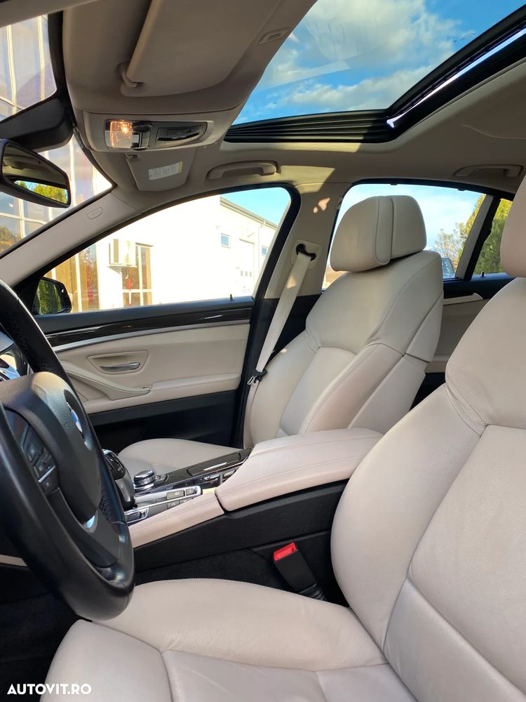 BMW Seria 5 525d xDrive AT - 10