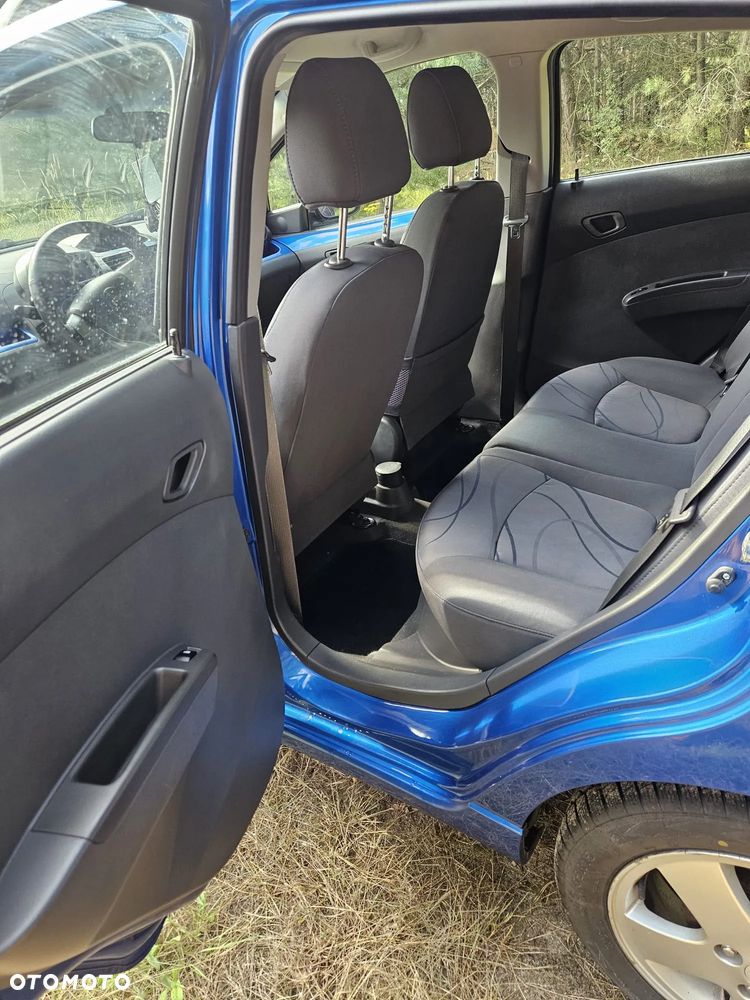 Chevrolet Spark - 15