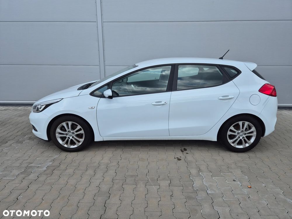Kia Ceed 1.4 L - 9