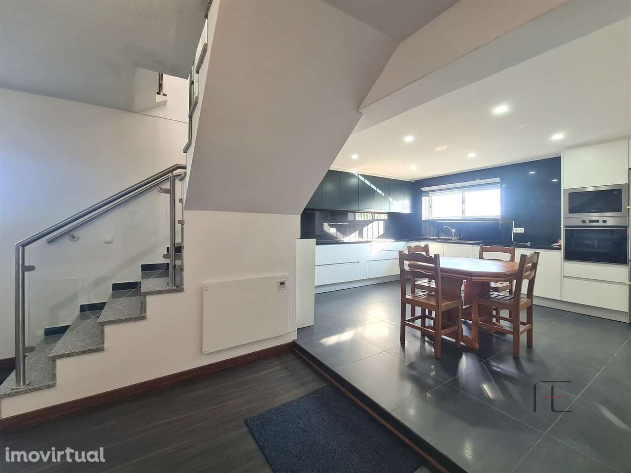 Moradia Isolada em Lourosa, Jardim e Terreno - Grande imagem: 3/23