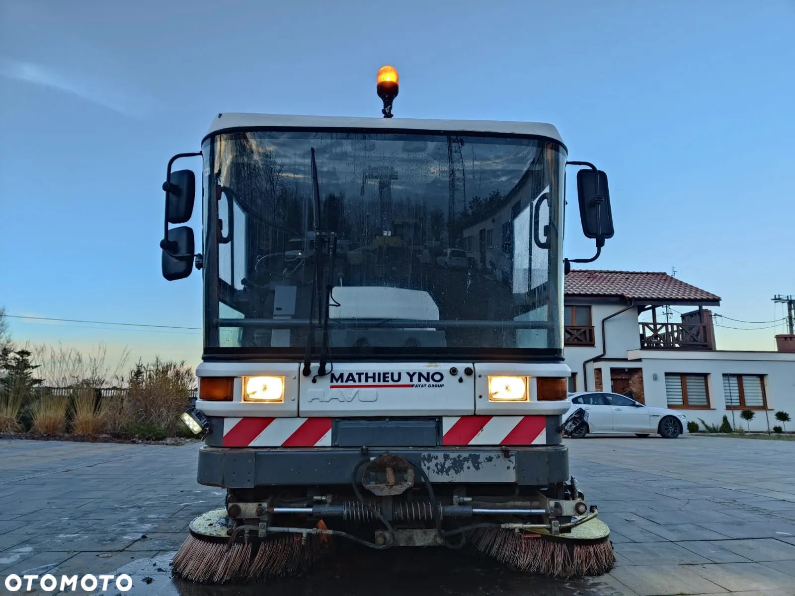 Inny Mathieu Yno Ravo 5002 - 1