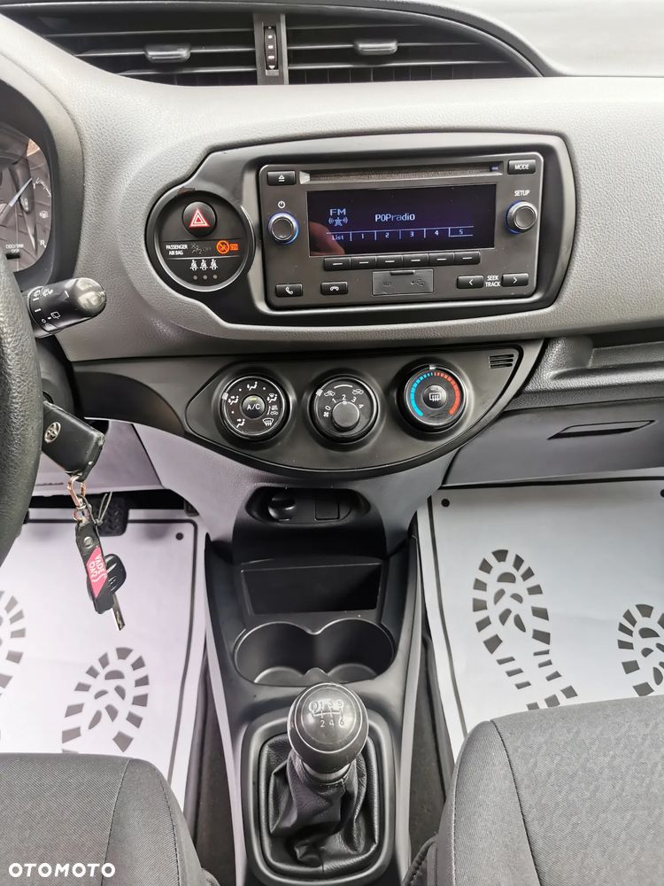 Toyota Yaris 1.5 Active - 27