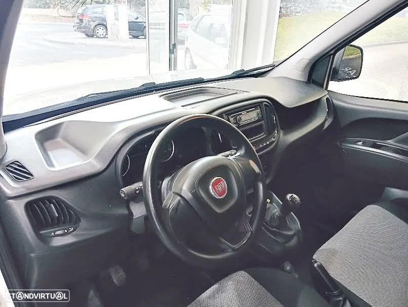 Fiat Doblo 1.3 MJ Easy  3Lugares - 12