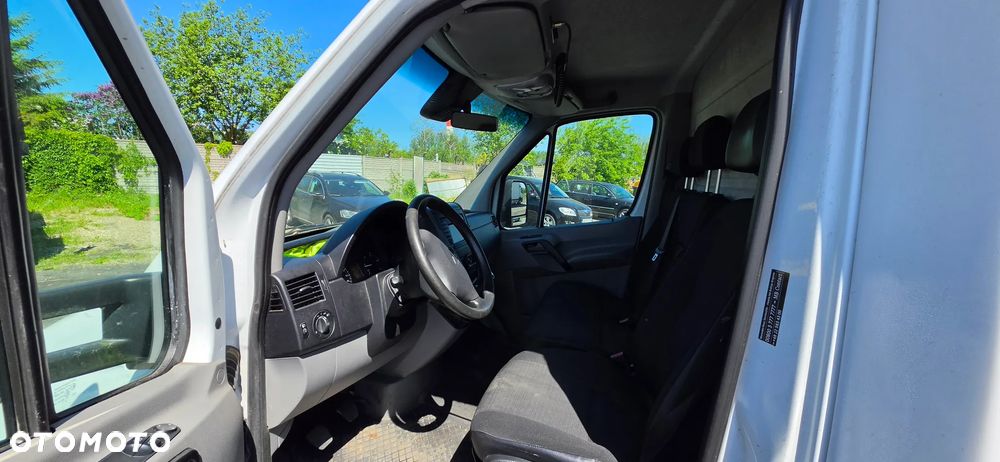 Mercedes-Benz SPRINTER - 8
