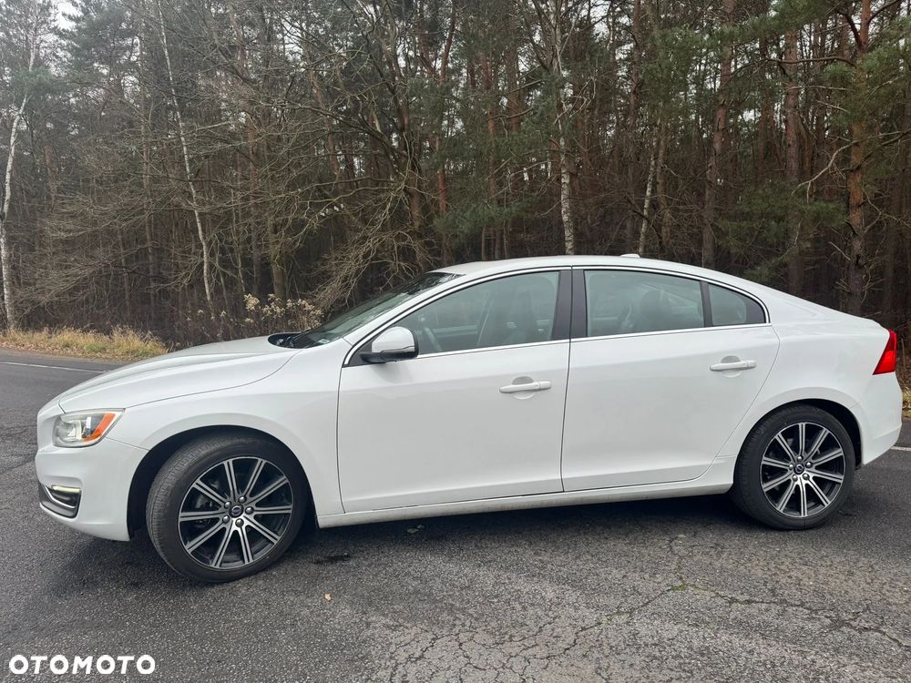 Volvo S60 - 2