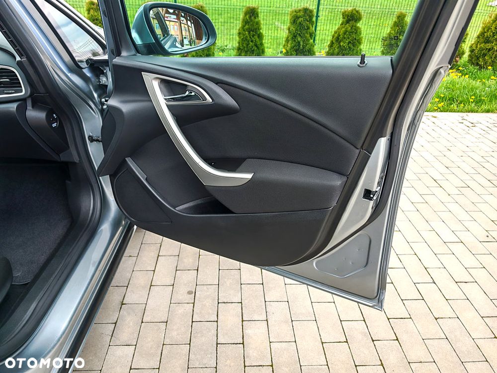 Opel Astra 1.4 Turbo Edition - 27