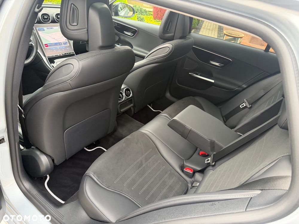Mercedes-Benz Klasa C 220 d 9G-TRONIC AMG Line - 25