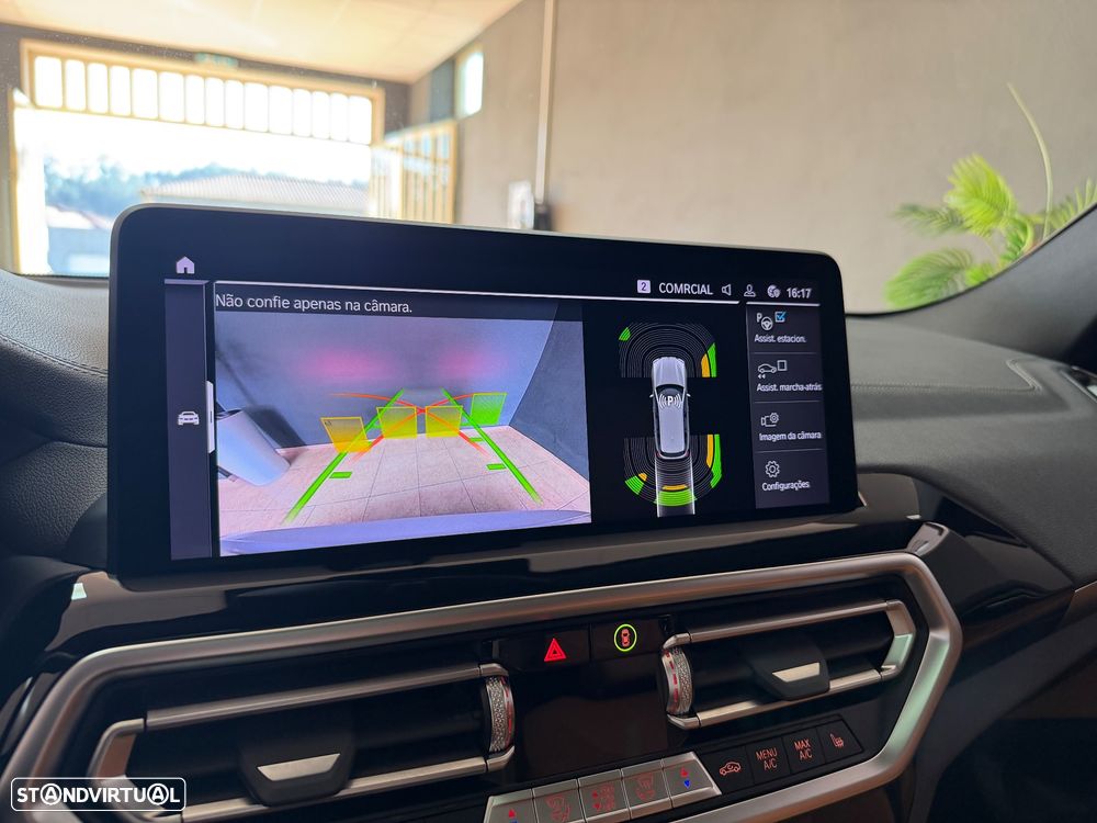 BMW iX3 M Sport Impressive - 10