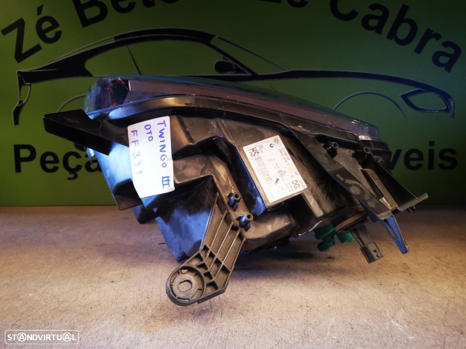 RENAULT TWINGO III FAROL DIREITO - FF331 - 6