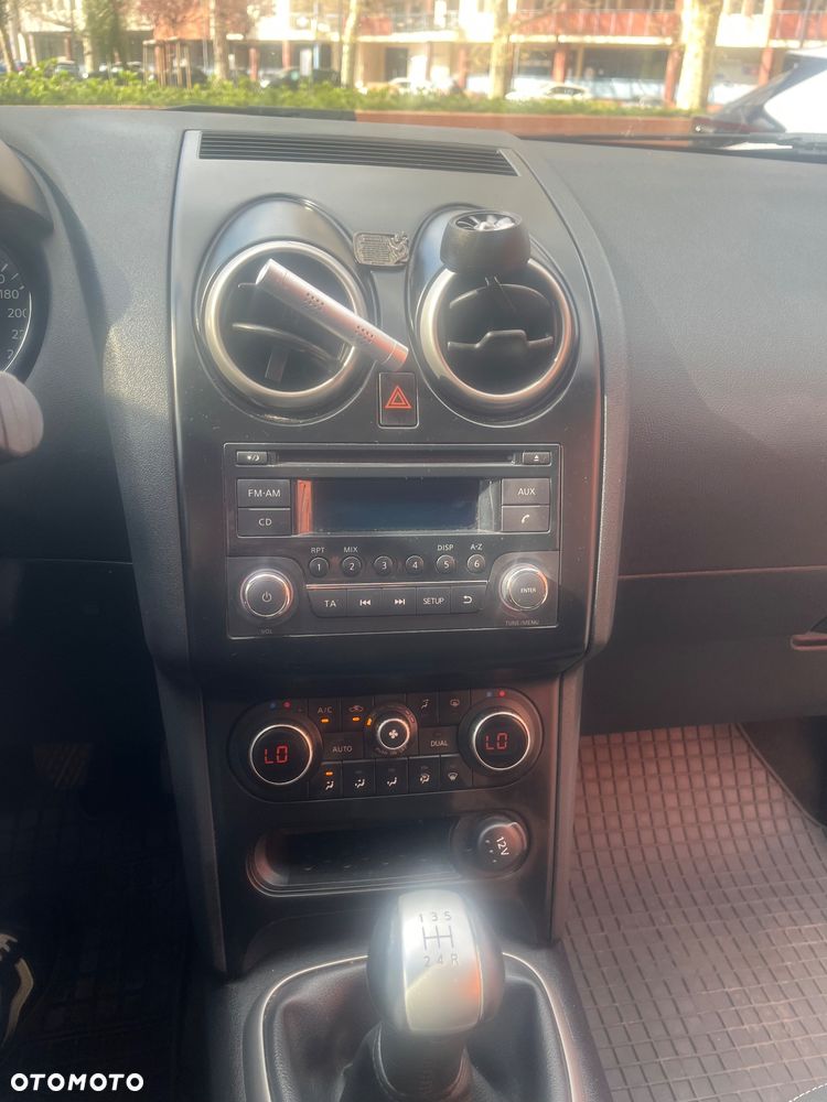 Nissan Qashqai - 10