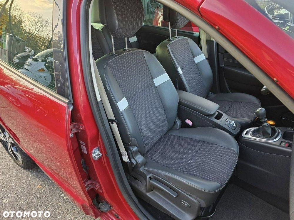 Renault Scenic 1.4 16V TCE Bose Edition - 29