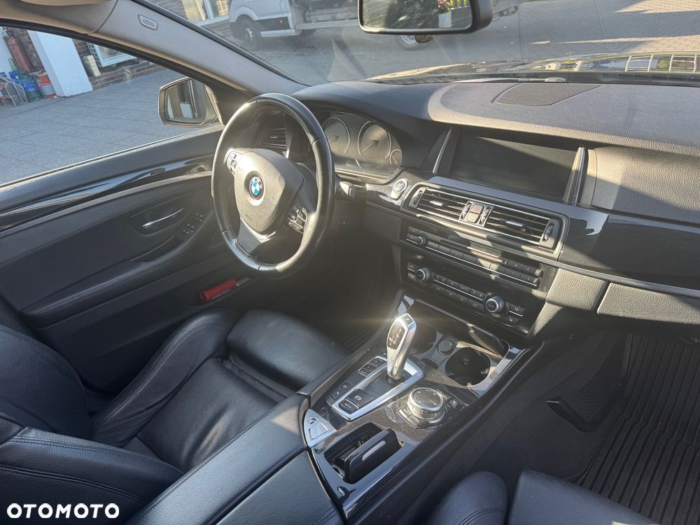 BMW Seria 5 520d xDrive Luxury Line - 20