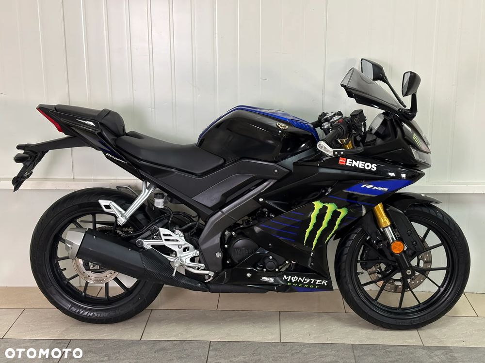 Yamaha YZF - 3