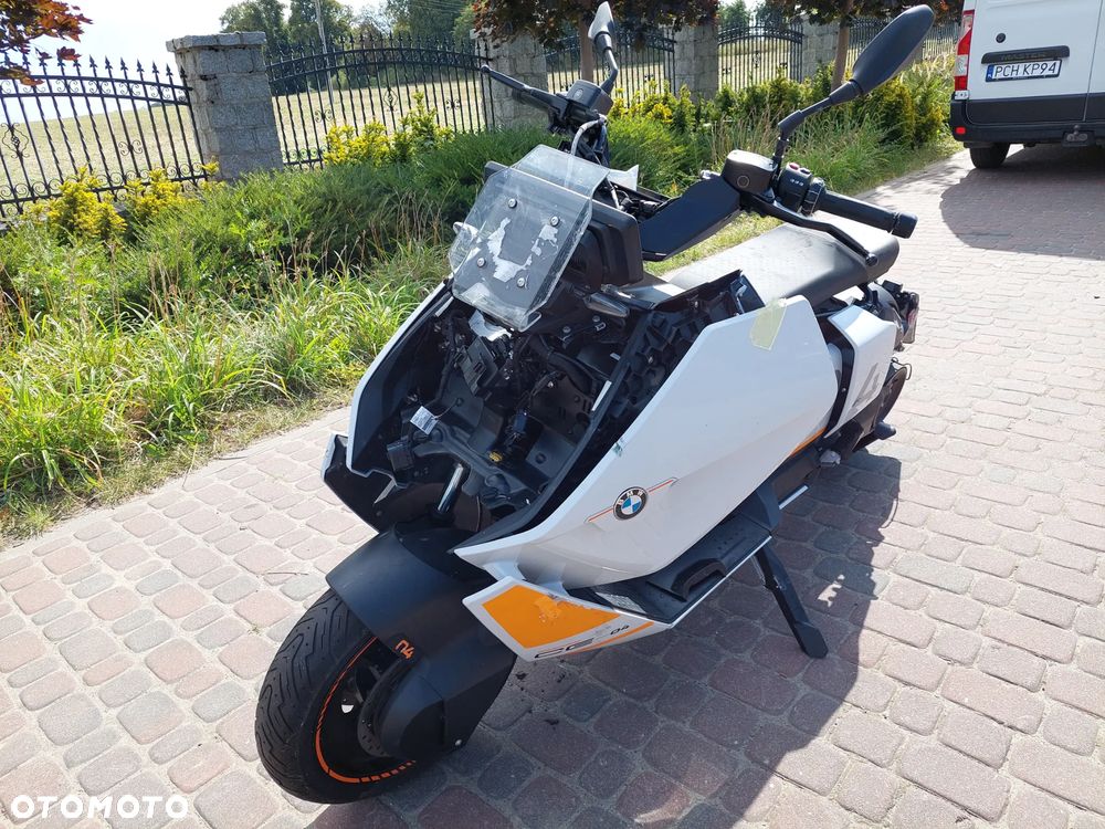 BMW CE 04 - 1