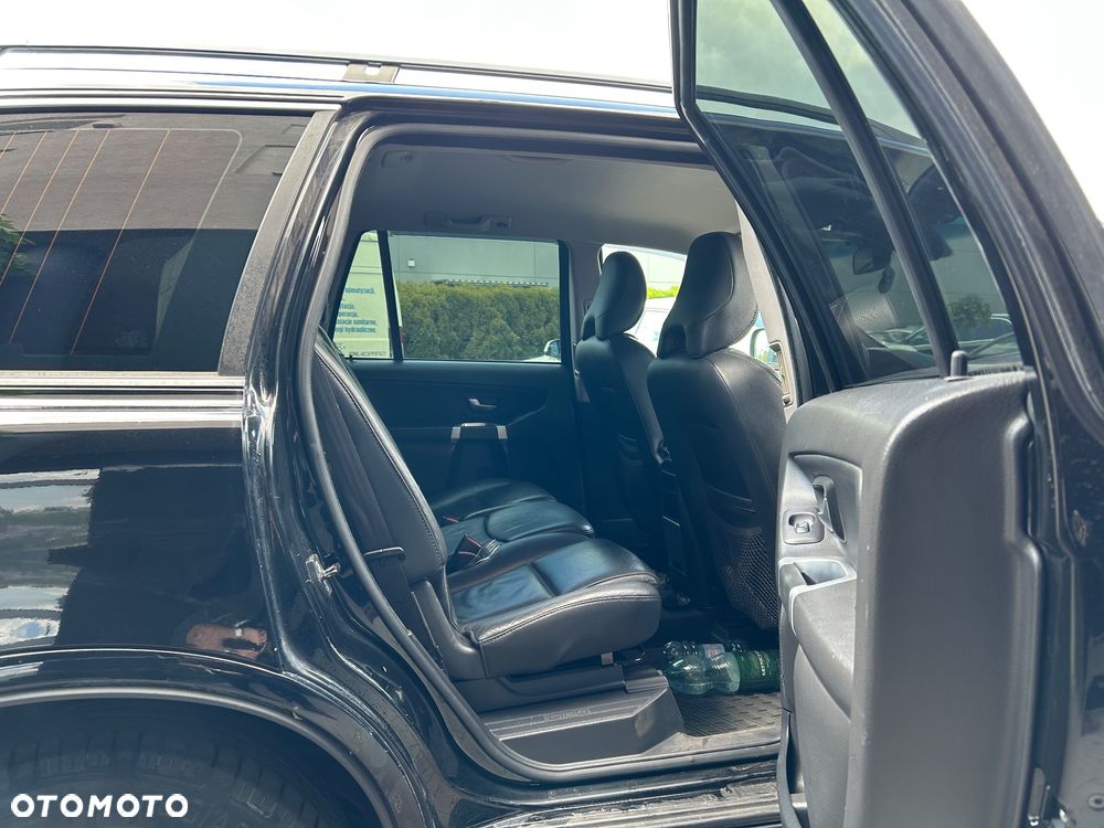 Volvo XC 90 D5 AWD Momentum - 9