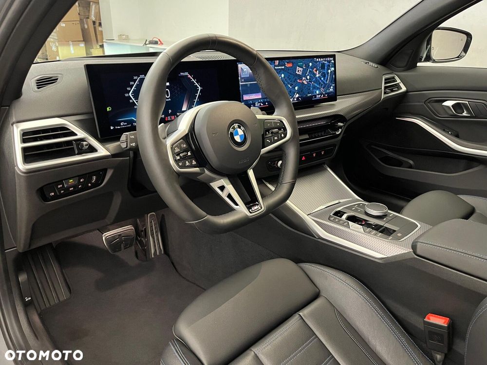 BMW Seria 3 330i xDrive M Sport - 21