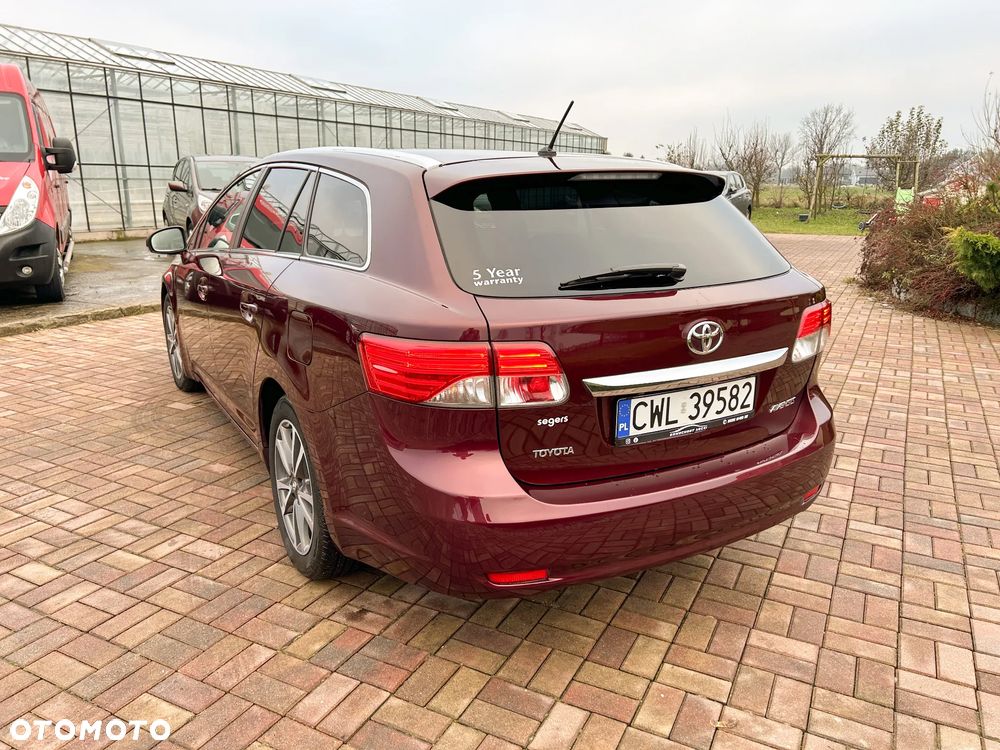 Toyota Avensis 1.8 Sol NAVI - 18