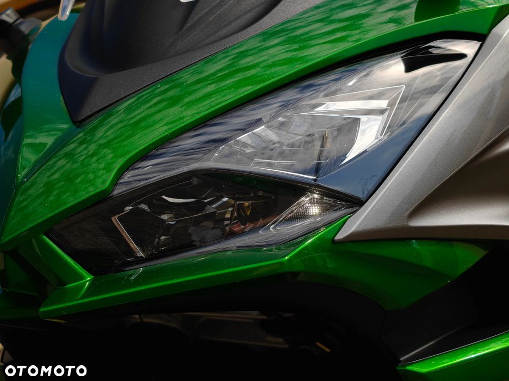 Kawasaki Ninja 1000 SX - 24