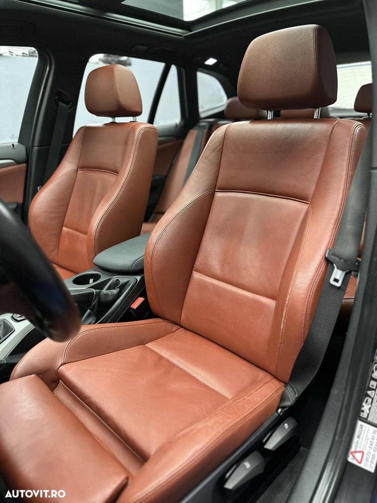 BMW X1 xDrive20d - 26