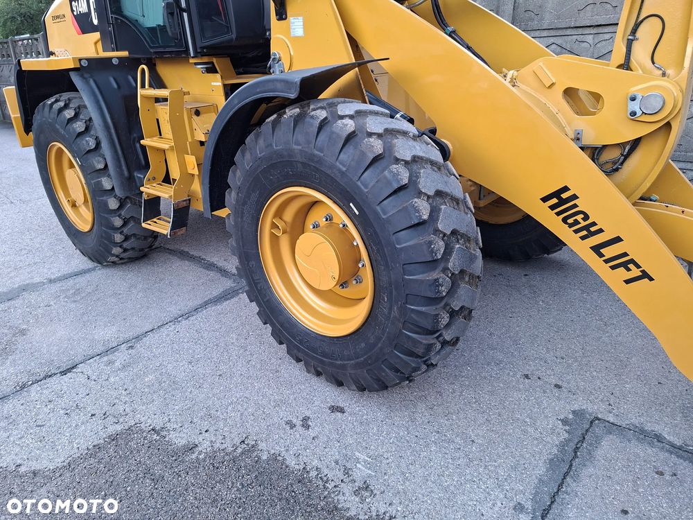 Caterpillar CAT 914 M - 23