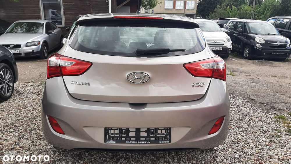 Hyundai i30 blue 1.6 CRDi Classic - 8