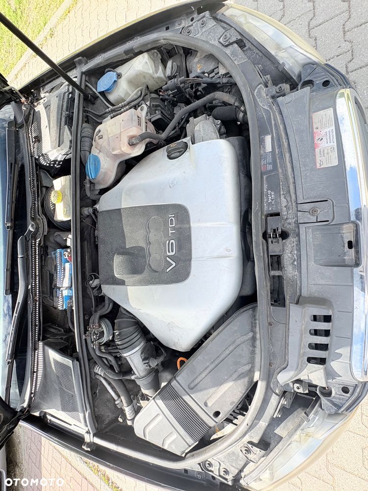 Audi A4 Avant 2.5 TDI Multitronic - 22