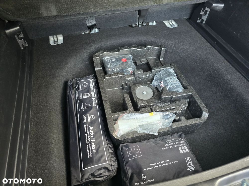 Jeep Compass 1.3 GSE T4 Automatik 80th Anniversary Edition - 15