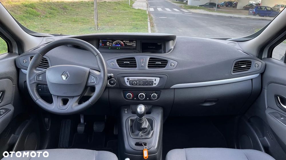 Renault Scenic 1.6 16V 110 TomTom Edition - 3