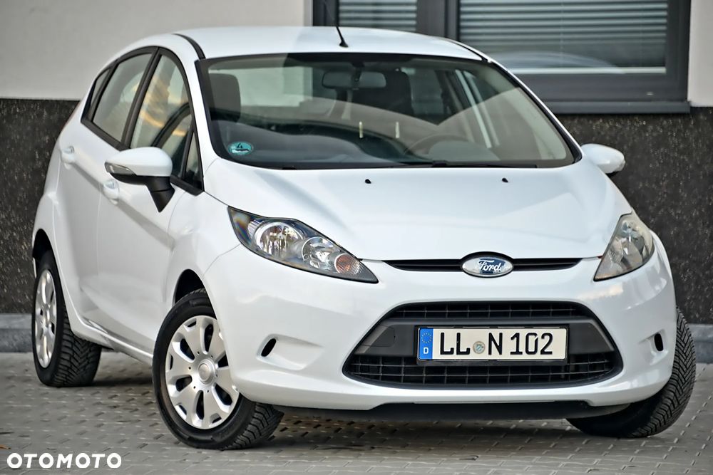 Ford Fiesta 1.25 Ambiente - 2