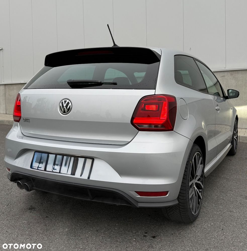 Volkswagen Polo 1.8 TSI (Blue Motion Technology) GTI - 10