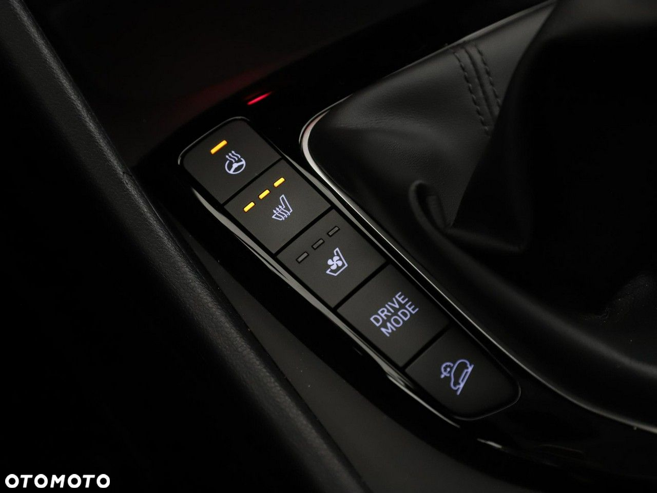 Hyundai Tucson 1.6 T-GDi 48V-Hybrid 2WD Trend - 30
