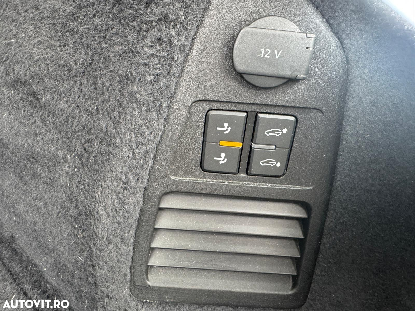 Volkswagen Touareg 3.0 V6 TDI 4Motion DPF Automatik Elegance - 33