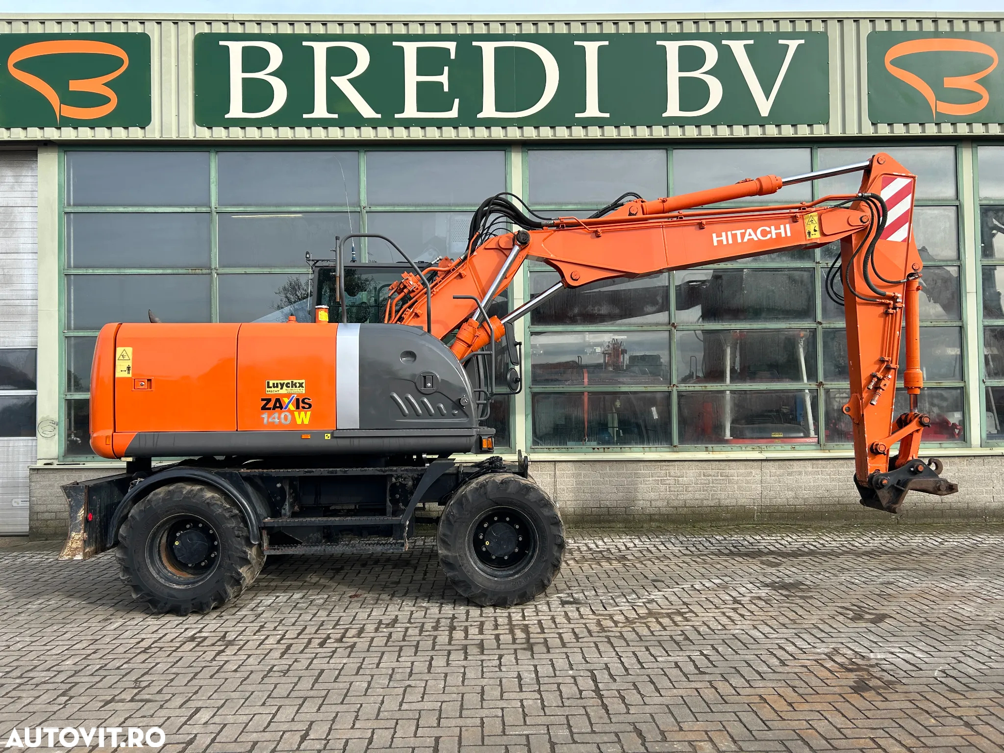 Hitachi ZX140W-3 - 4