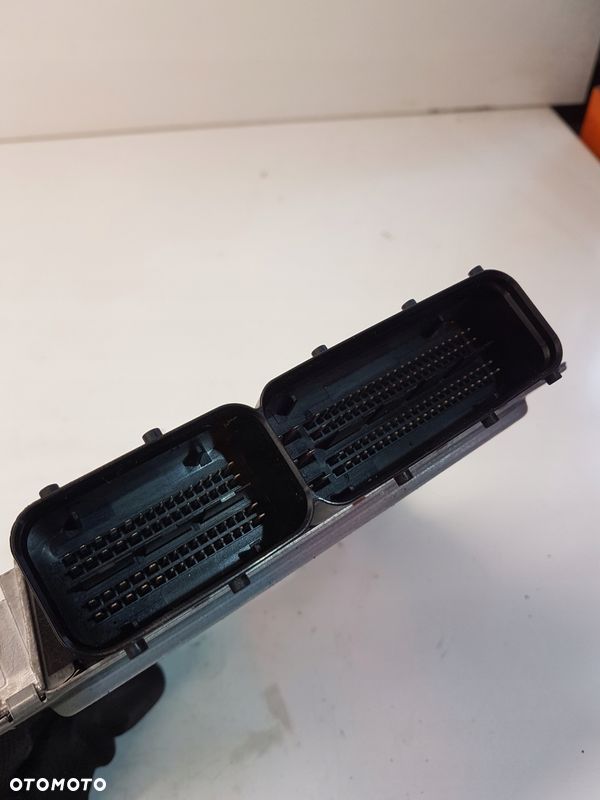 KOMPUTER STEROWNIK SILNIKA AUDI A6 C6 4F0910552K - 2