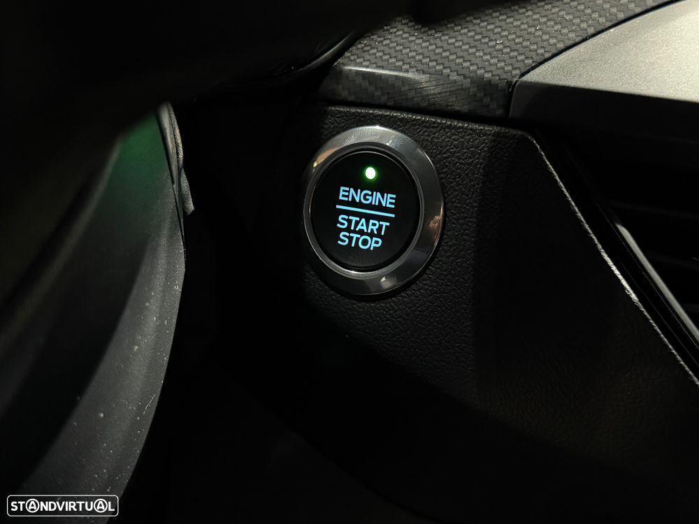 Ford Focus SW 1.0 EcoBoost ST-Line X - 38