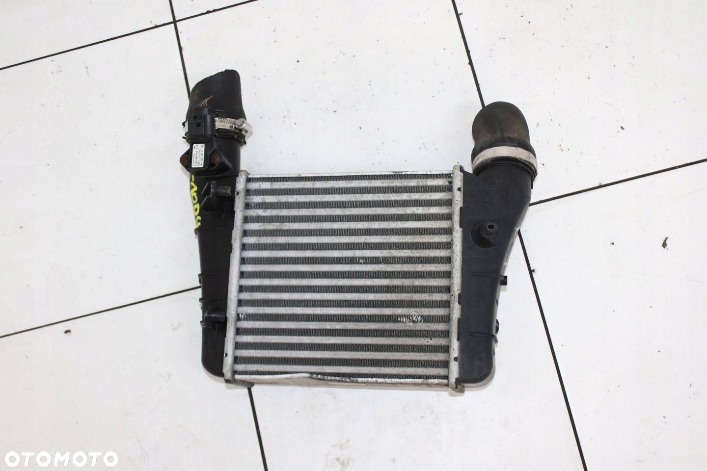 AUDI A4 B7 2004R- 2.0 TDI CHŁODNICA POWIETRZA INTERCOOLER - 2
