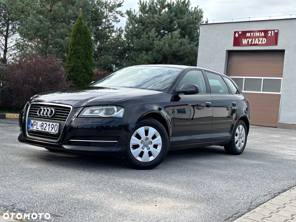 Audi A3 3-drzwiowe 1.6 TDI DPF Ambition - 33