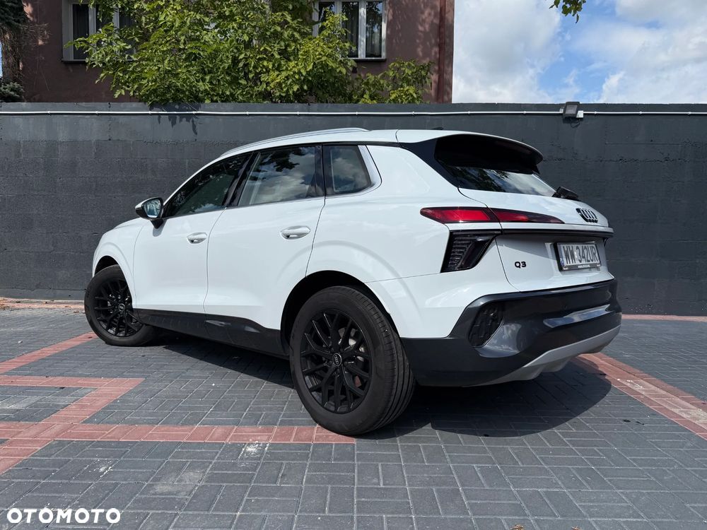 Audi Q3 35 TFSI S tronic - 3