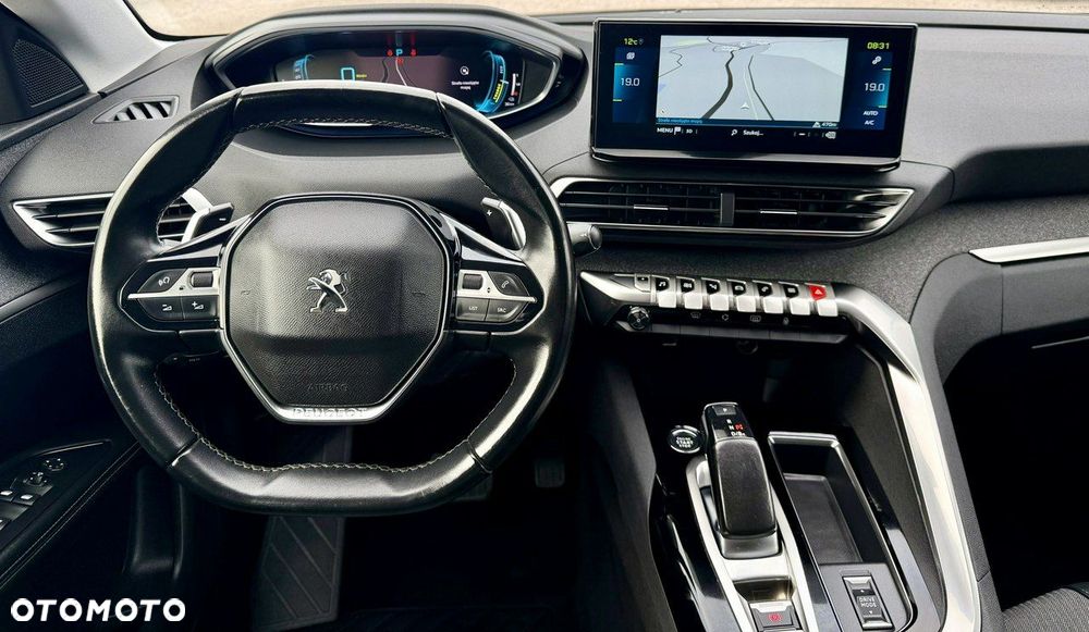 Peugeot 3008 1.6 PureTech Hybrid PHEV Allure Pack S&S EAT8 - 16