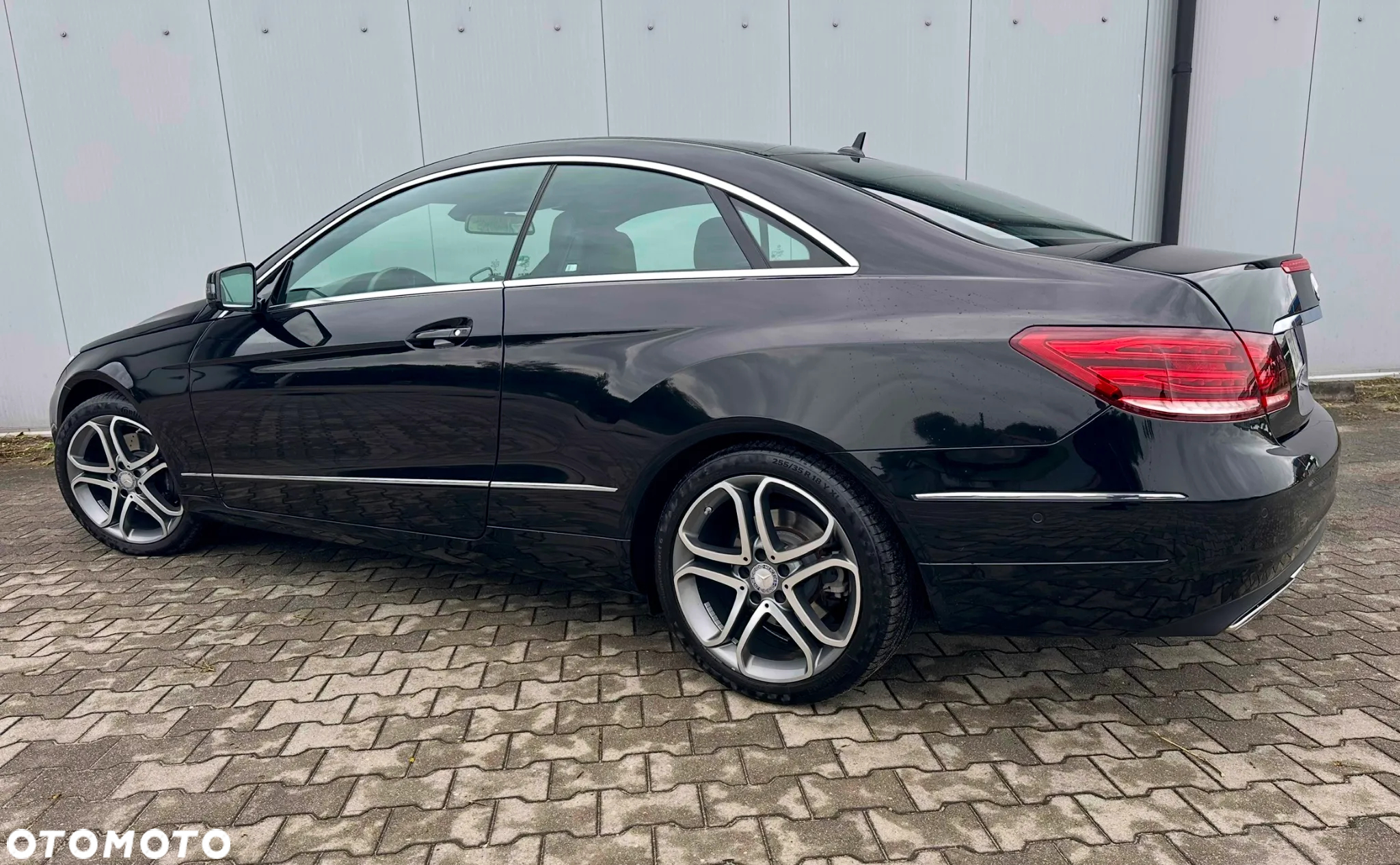 Mercedes-Benz Klasa E 200 Coupe 9G-TRONIC Avantgarde - 8