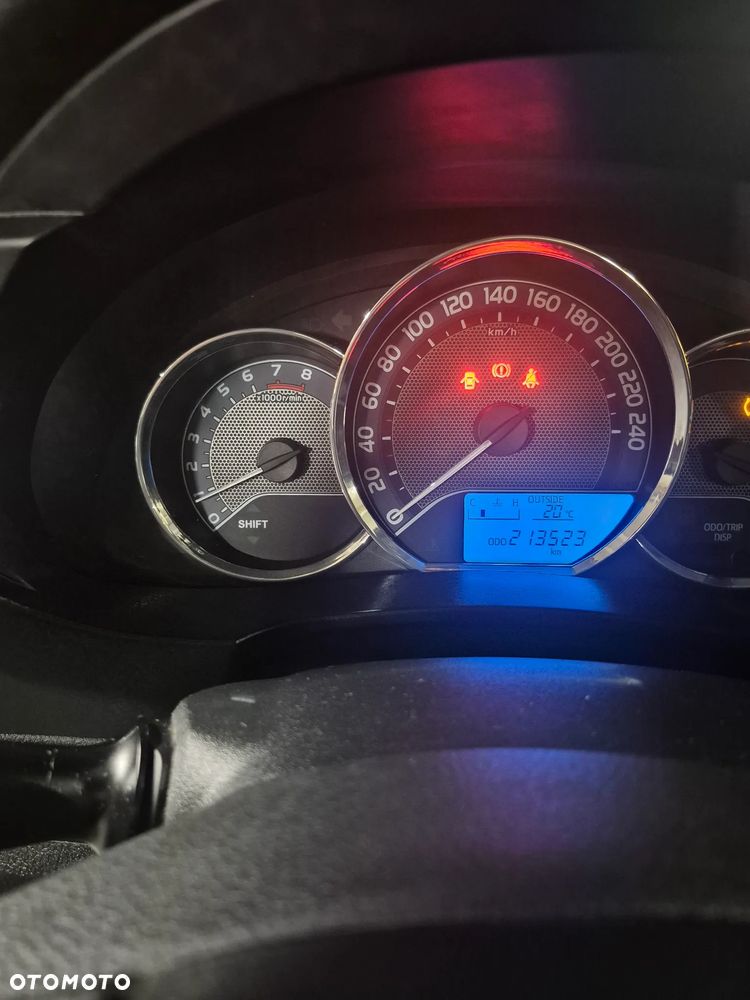 Toyota Corolla - 34