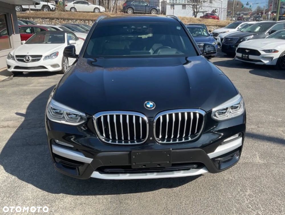 BMW X3 xDrive30i Luxury Line sport - 4