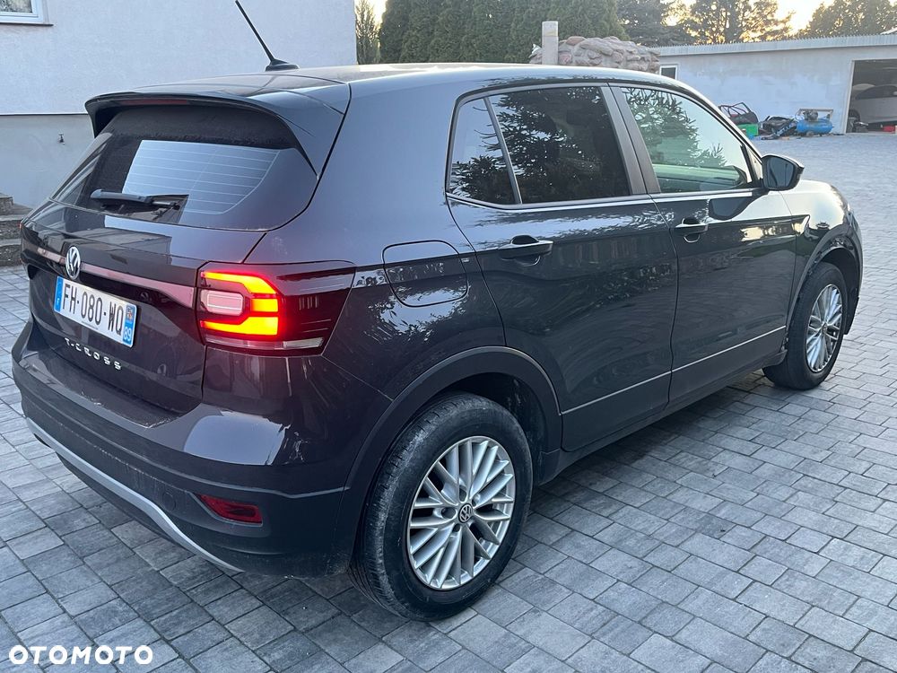 Volkswagen T-Cross - 3