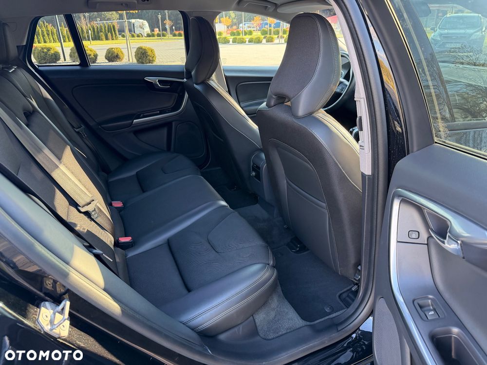 Volvo V60 - 28