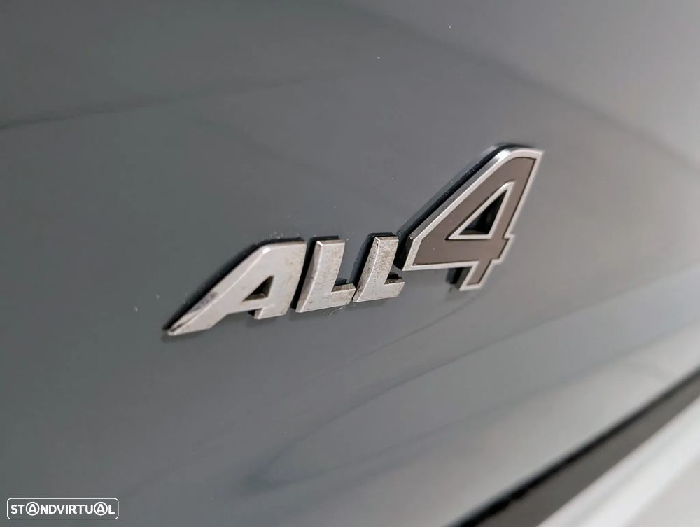 MINI Countryman Cooper SE ALL4 Classic Auto - 10